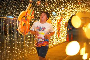 BIB: 0511
                            <button type="button" onclick="openModal(21750240)" class="btn btn-primary btn-sm float-right btn-popup" data-toggle="modal" data-target=".modal-high-quality">
                        <i class="fas fa-shopping-cart"></i> Add to Cart
                    </button>
                                            <button type="button" onclick="isThisMe(21750240, true)" class="btn btn-success btn-sm float-right btn-popup btn-isme hidden" data-toggle="tooltip" data-placement="bottom" title="นี่คือรูปของคุณใช่ไหม คลิกที่นี่เพื่อเอาเข้าอัลบั้ม">
                        <i class="fas fa-plus"></i> Add to album
                    </button>
                    <button type="button" onclick="isThisMe(21750240, false)" class="btn btn-warning btn-sm float-right btn-popup btn-isnotme hidden">
                        <i class="fas fa-ban"></i> Remove from album
                    </button>